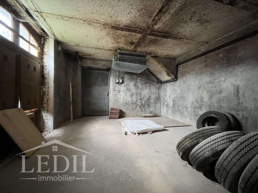 Maison à VALENCE-SUR-BAISE