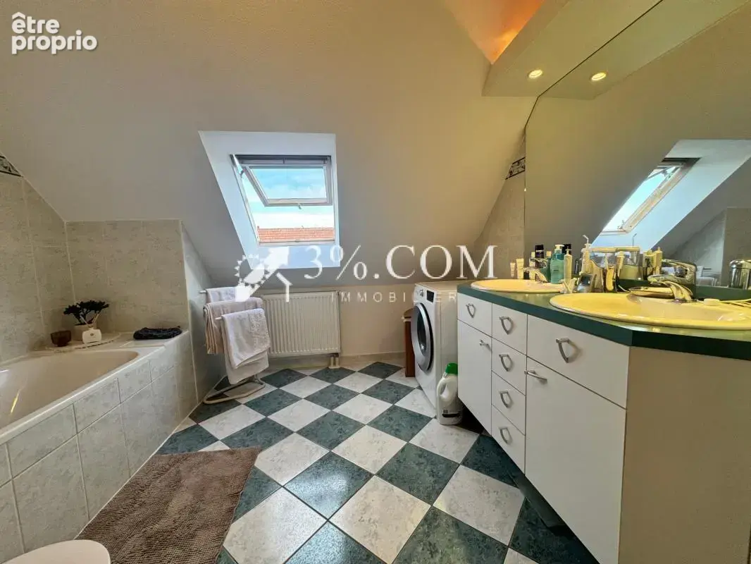 Beau duplex F3 de 81m2 /96m2 au sol au centre de  BRUMATH - photo 12