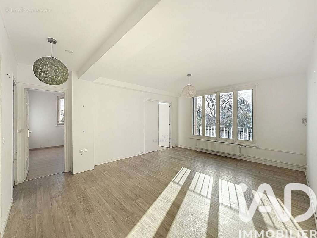 Photo 2 - Appartement à MANTES-LA-VILLE