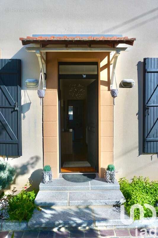 Photo 2 - Maison à MITRY-MORY