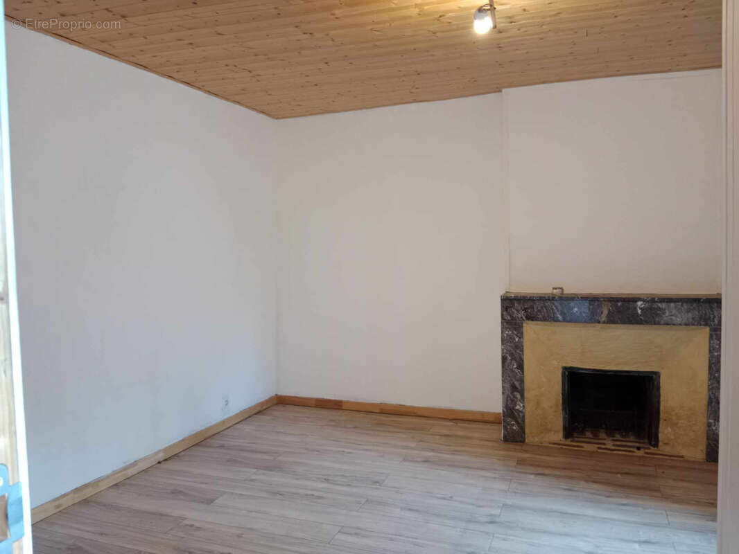 Maison + garage + 2 granges arzacq 64 - photo 8