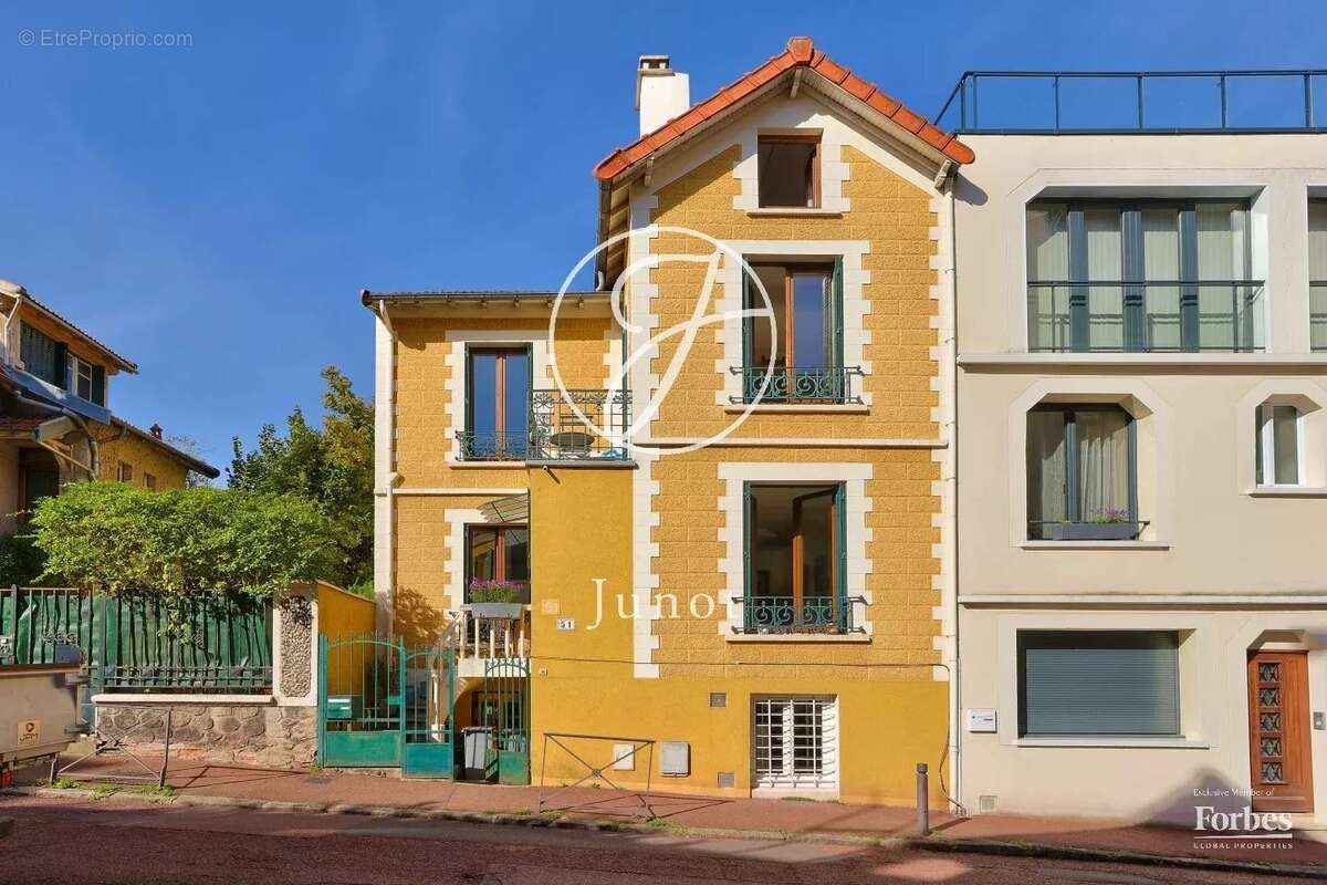 Maison à SAINT-CLOUD