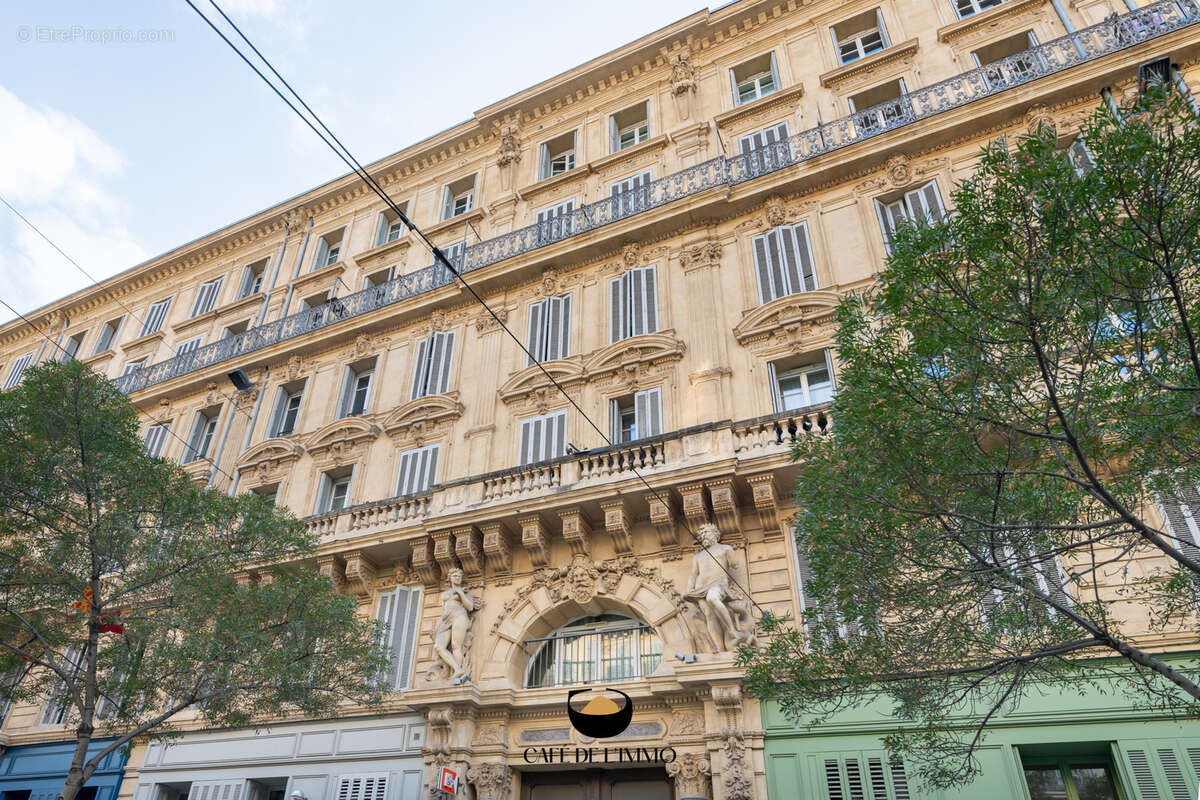 Appartement à MARSEILLE-2E