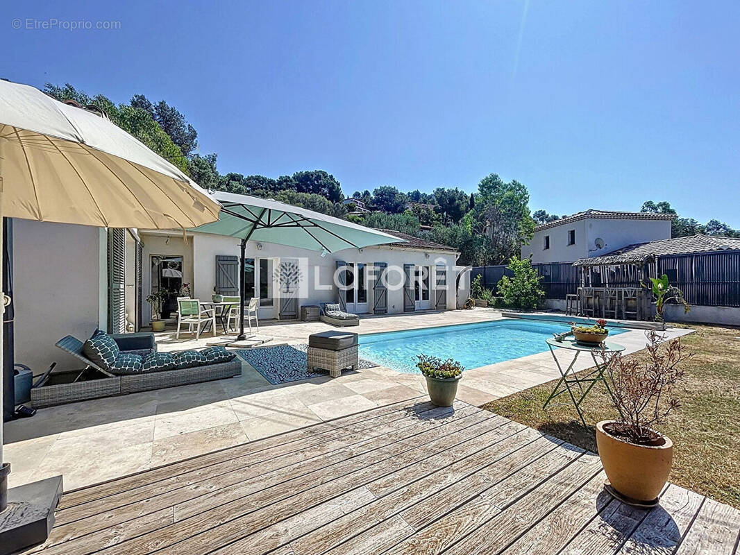 Maison à LA VALETTE-DU-VAR