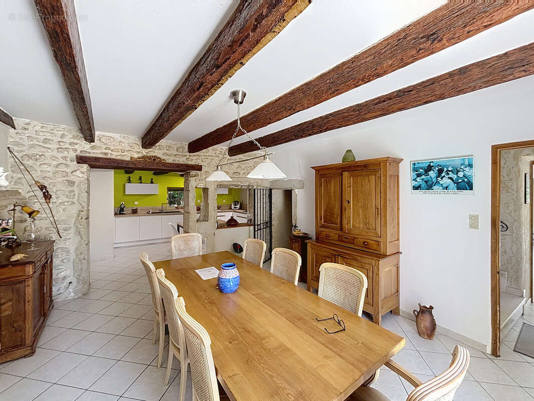 Maison à GRIGNAN