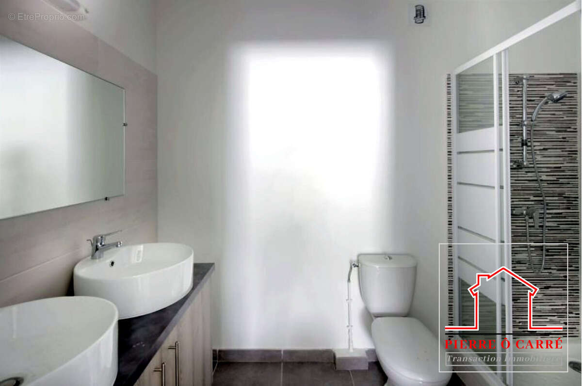 Appartement à SAINT-DENIS