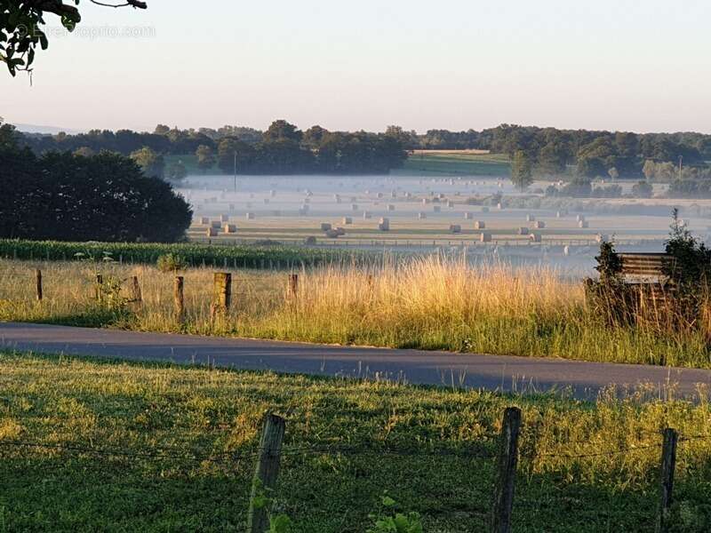 Maison à LONS-LE-SAUNIER