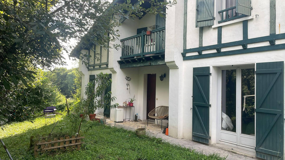 Maison à MOUGUERRE