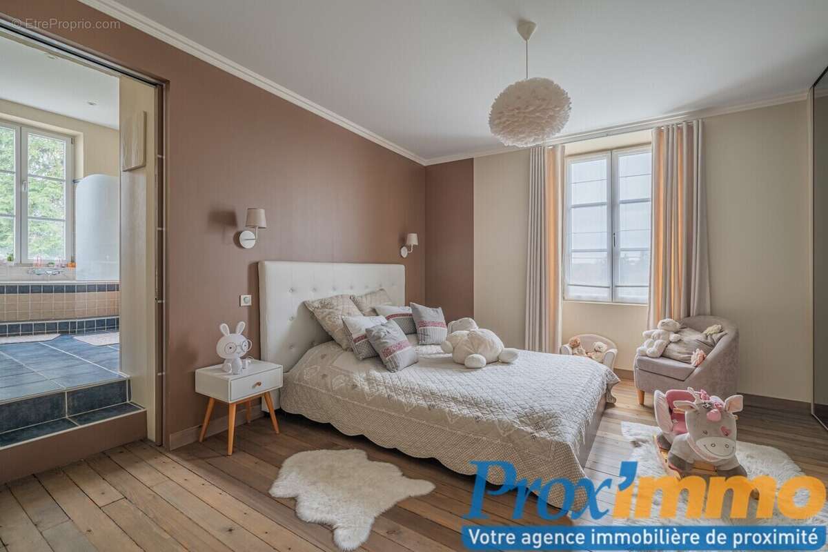 Maison à SAINT-JEAN-DE-MOIRANS