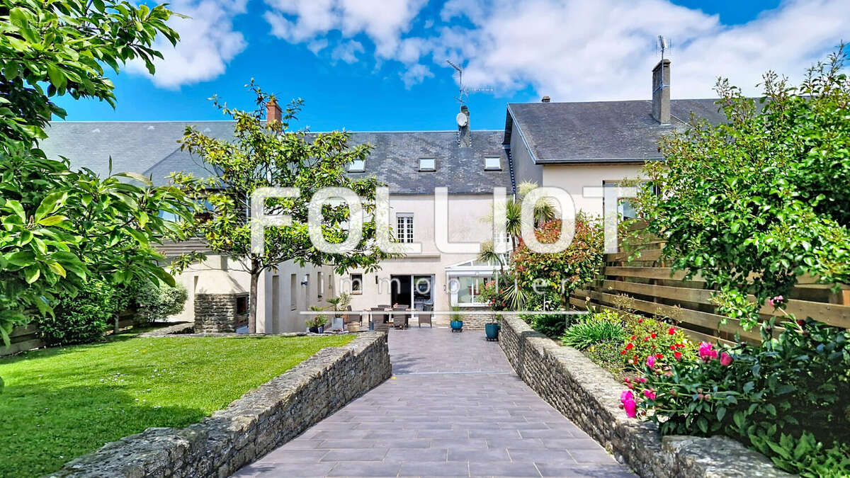 Maison à BREHAL