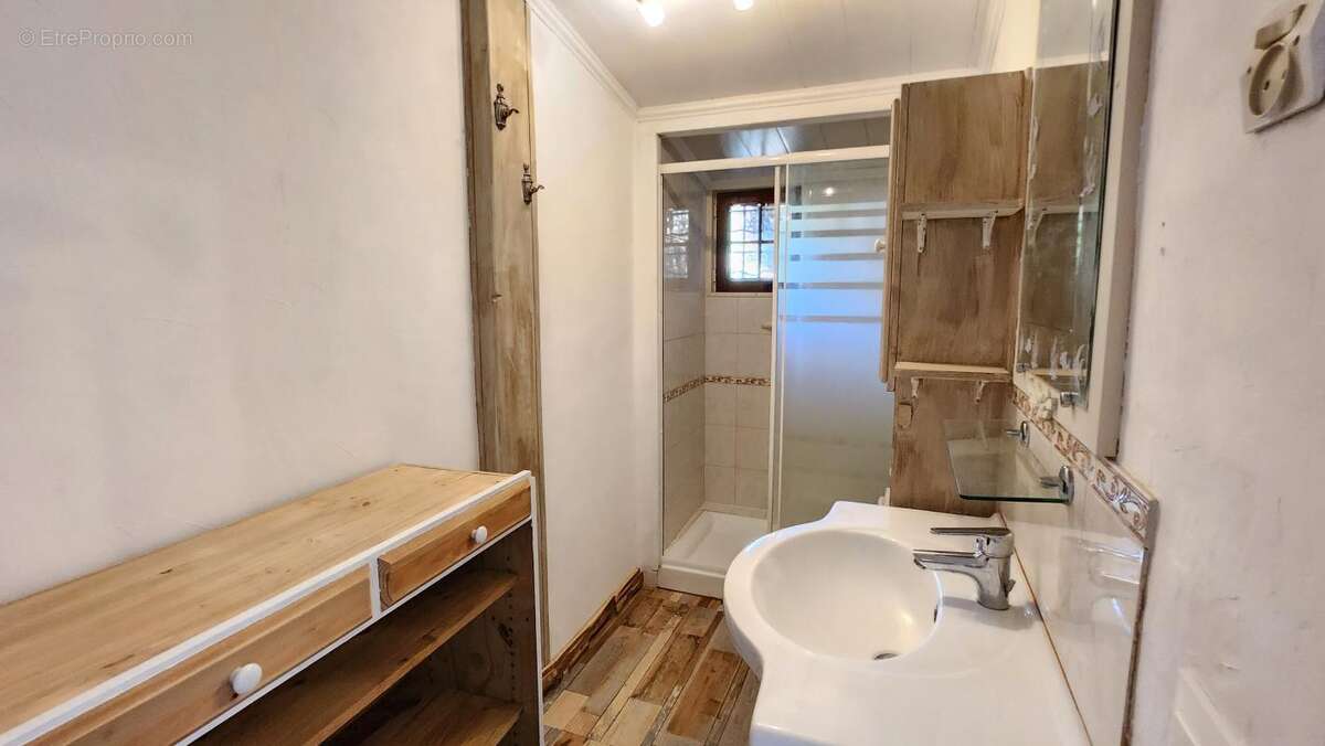 Maison à OLLAINVILLE