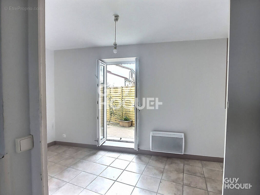 Appartement à BRINDAS