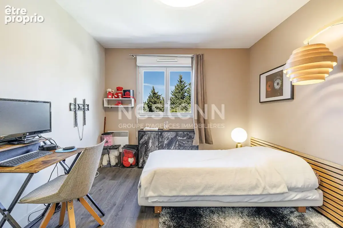 A vendre - 3 pieces - nice corniche fleurie - terrasse d'angle 22 m² - dernier étage - piscine & parc privé - parking privatif e - photo 11