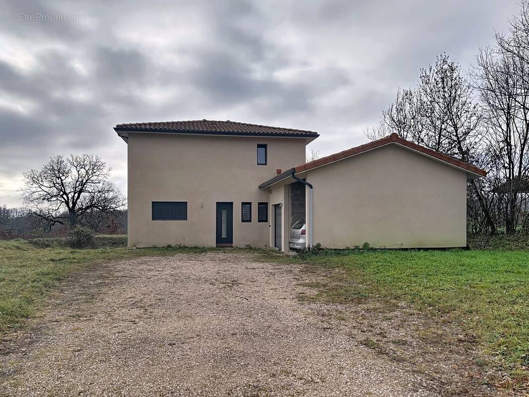 Maison à LOMBEZ