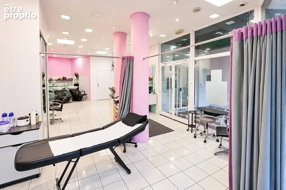 Fonds de commerce salon coiffure 50,3 m² Les Pavillons-sous-Bois - photo 4