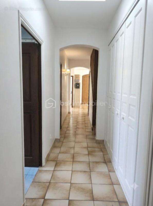 Idéal Artisan  : Maison Type 4 170 m²  en zone artisanale sur 2600 m² - photo 14