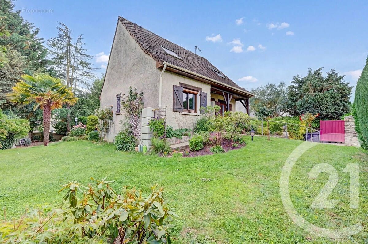 Maison à TOURNAN-EN-BRIE