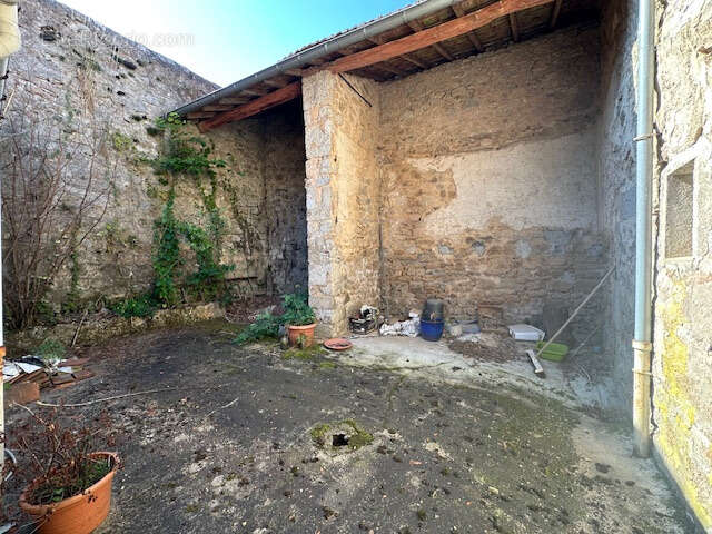 Maison à LORMES