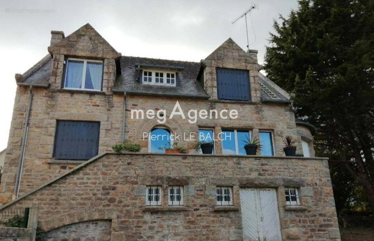 Maison à PLOUARET