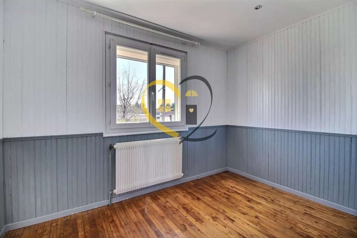 Maison à SAINT-DOULCHARD