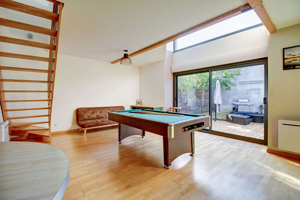 Maison à CHATILLON-LA-PALUD