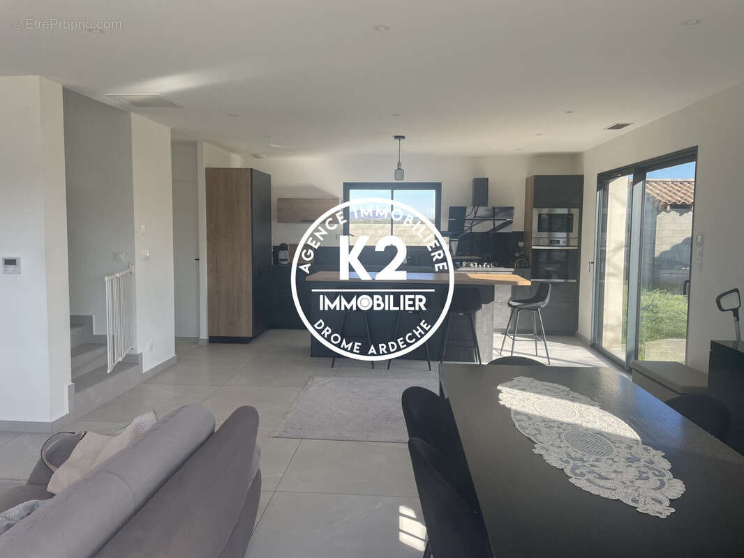 Maison à PIERRELATTE