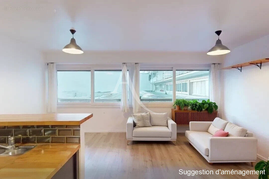 Appartement à PARIS-10E