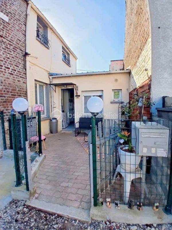 Appartement à BOUCHAIN