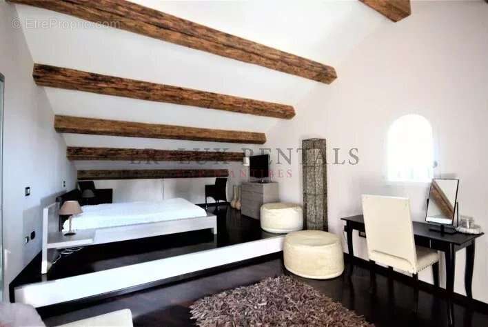 Maison à ANTIBES
