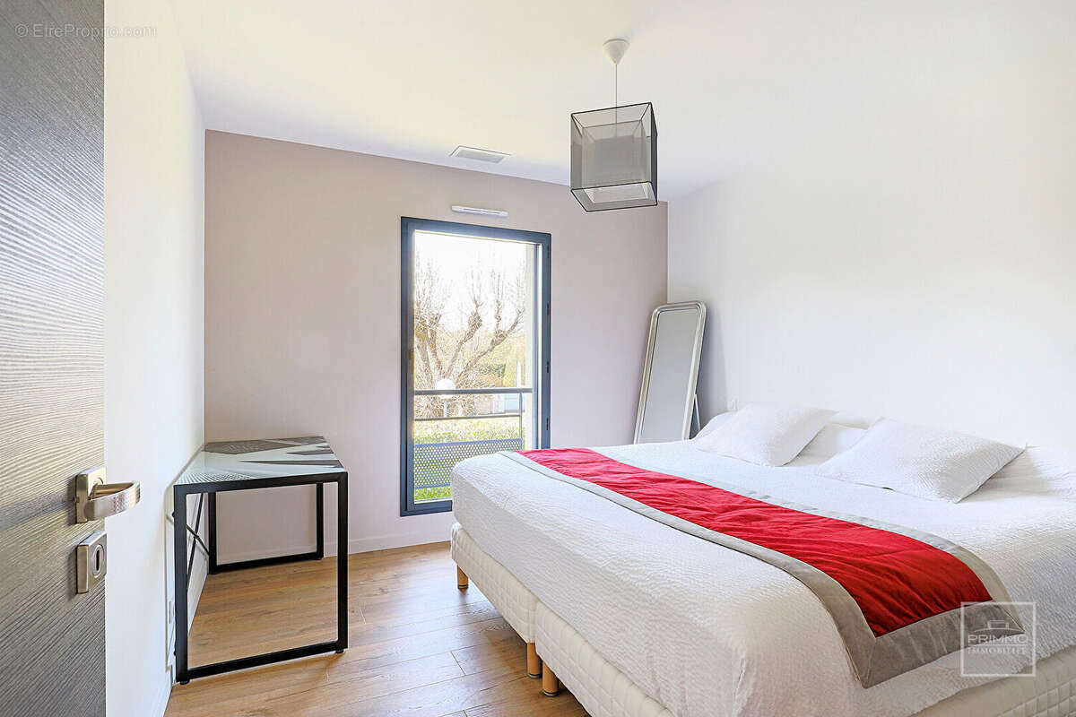 Maison à SAINT-CYR-AU-MONT-D&#039;OR