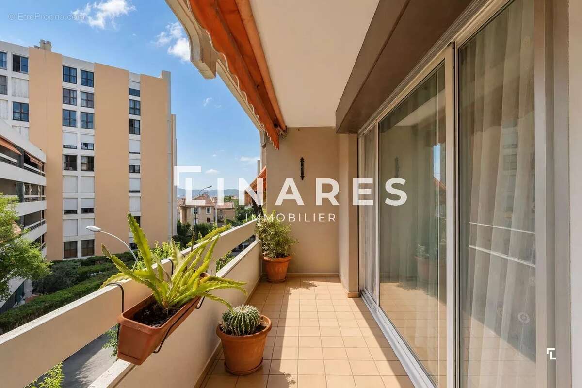 SALIDA - Appartement T3 de 72m2 - Terrasse - Cave - 13004 Cinq Avenues - photo 2