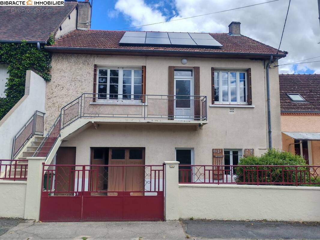 Maison à LUZY
