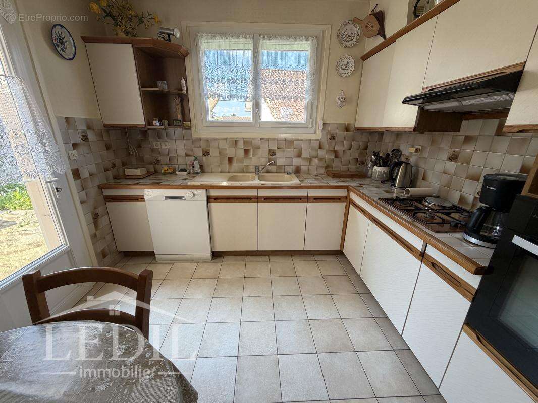 Emplacement calme pour cette maison de ville - photo 6