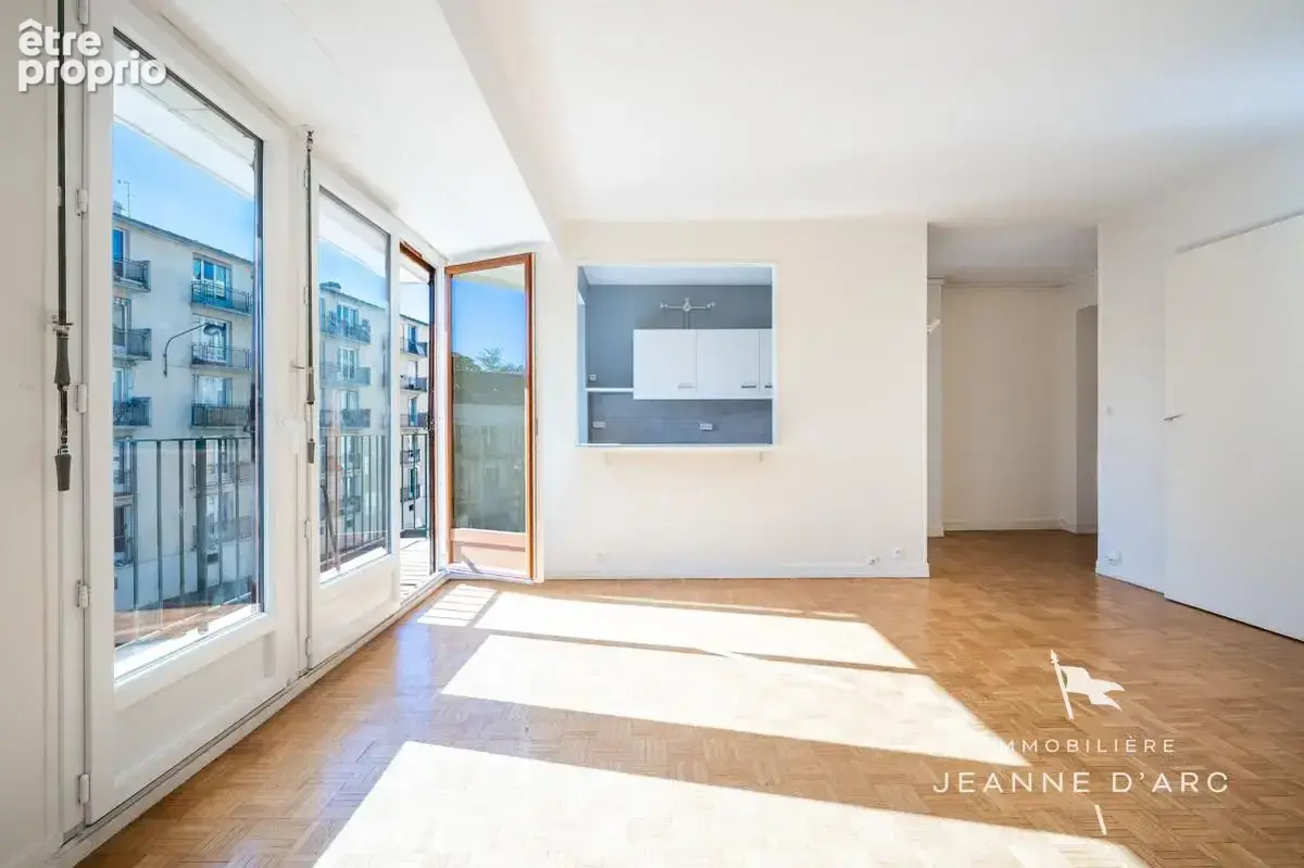 VERSAILLES - GARE RIVE DROITE - 43M² - 2P - 1  Chambre - Cave, Place de stationnement en option - photo 10