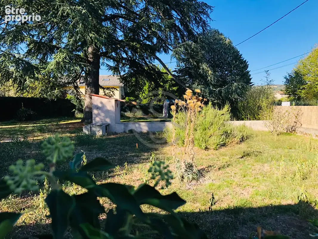 Terrain constructible de 534m2 à 38260 - photo 2