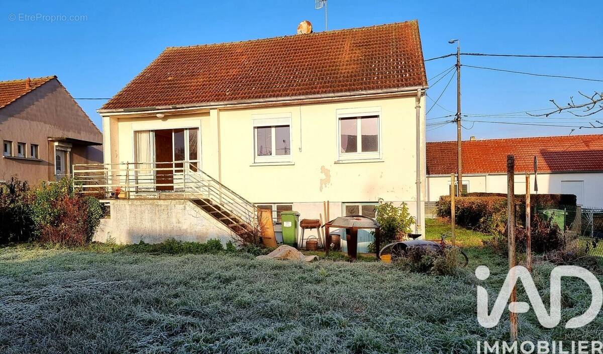 Photo 1 - Maison à CHAUNY