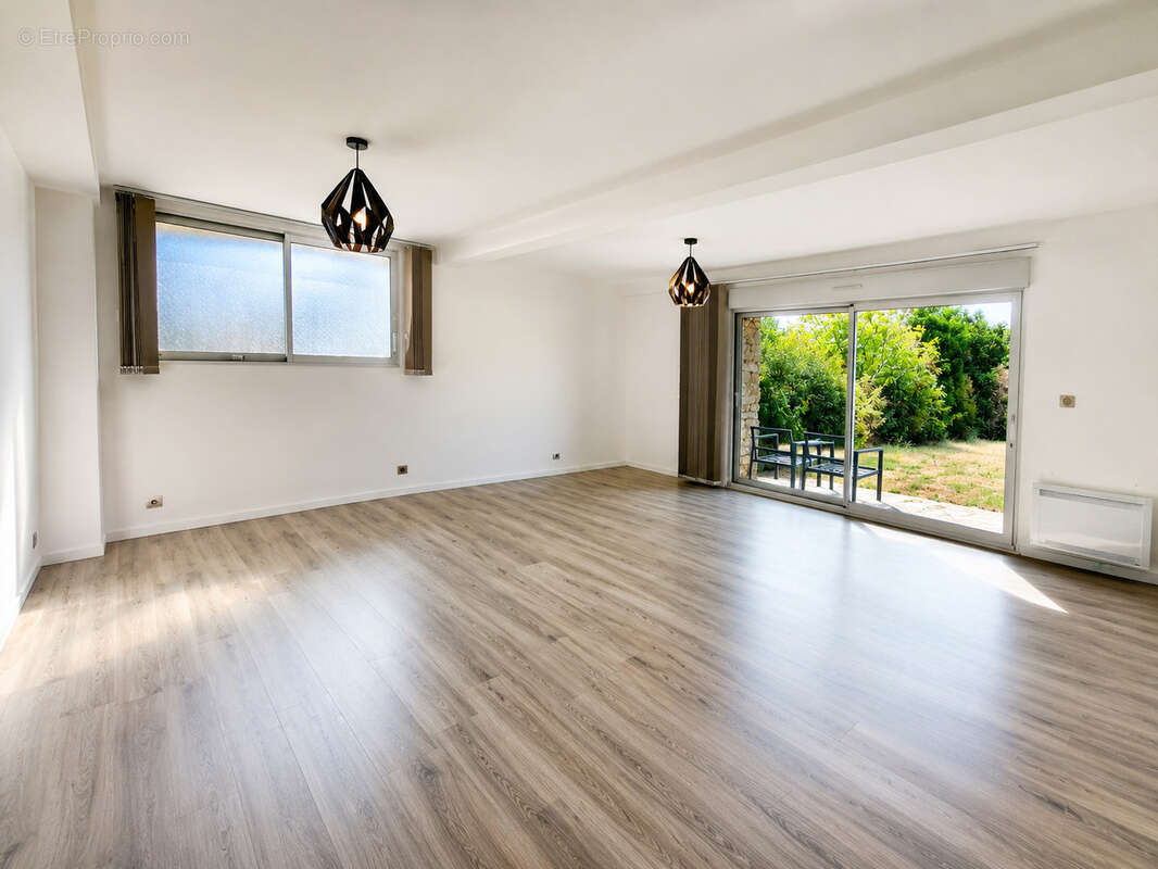 Maison 140 m² à Asnieres-Sur-Nouere  - photo 6