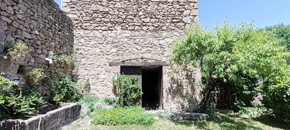 Maison à BOZAS