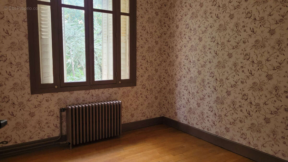 Maison à VILLEFRANCHE-D&#039;ALLIER