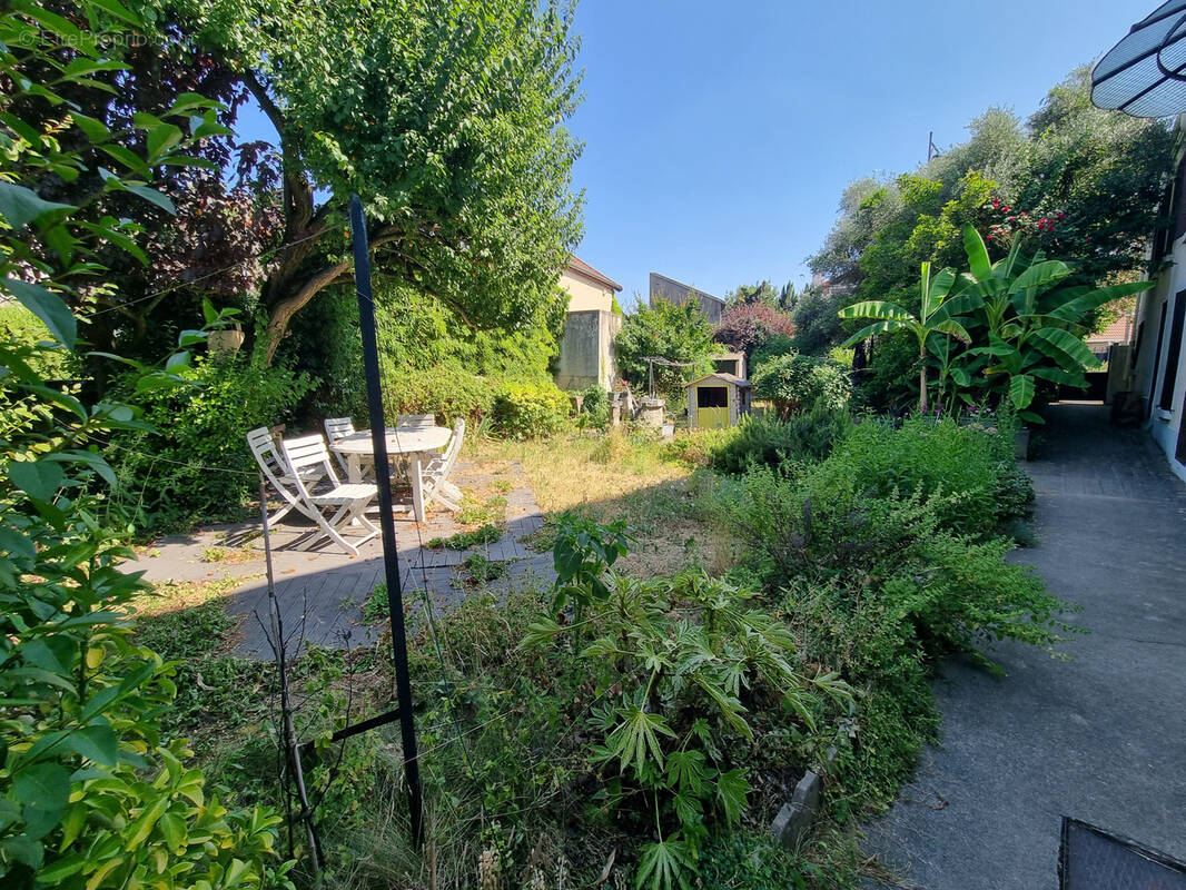 Appartement à MAISONS-ALFORT
