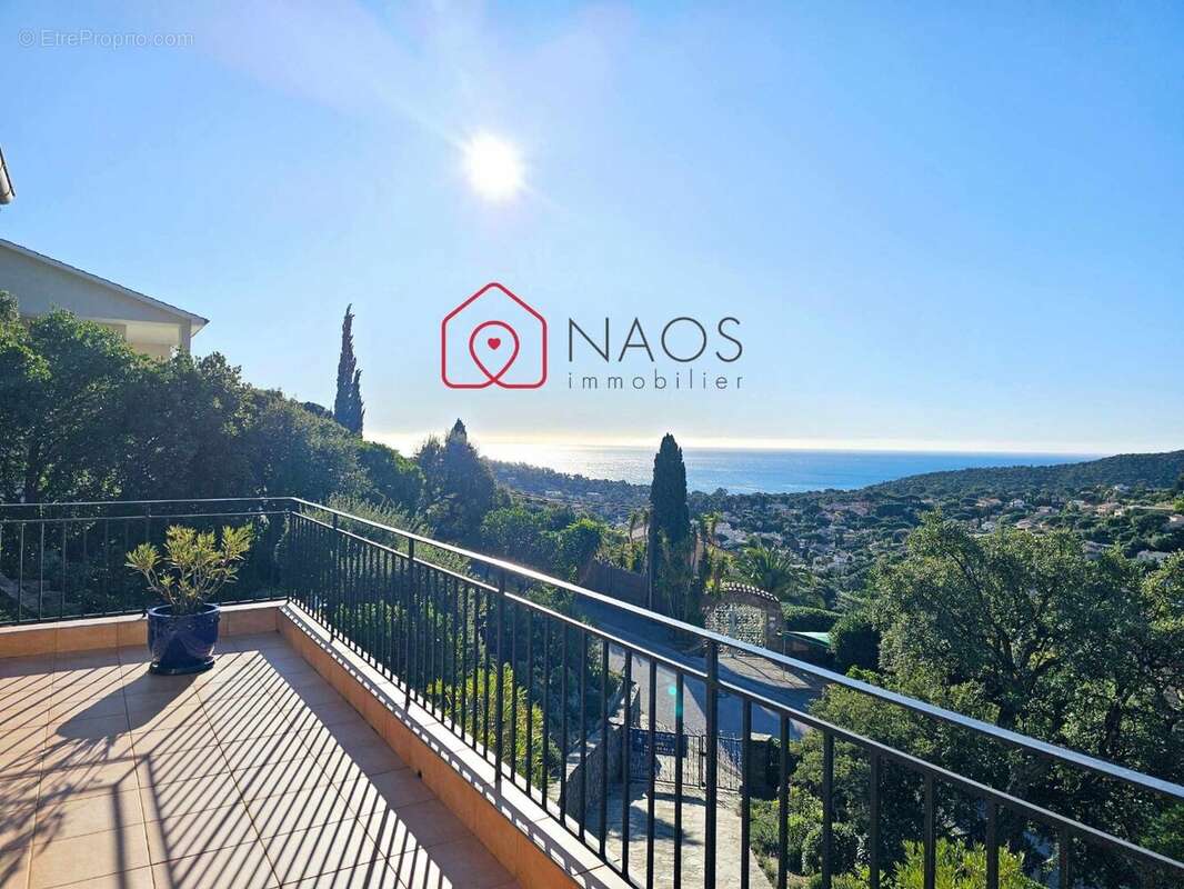 Maison à CAVALAIRE-SUR-MER