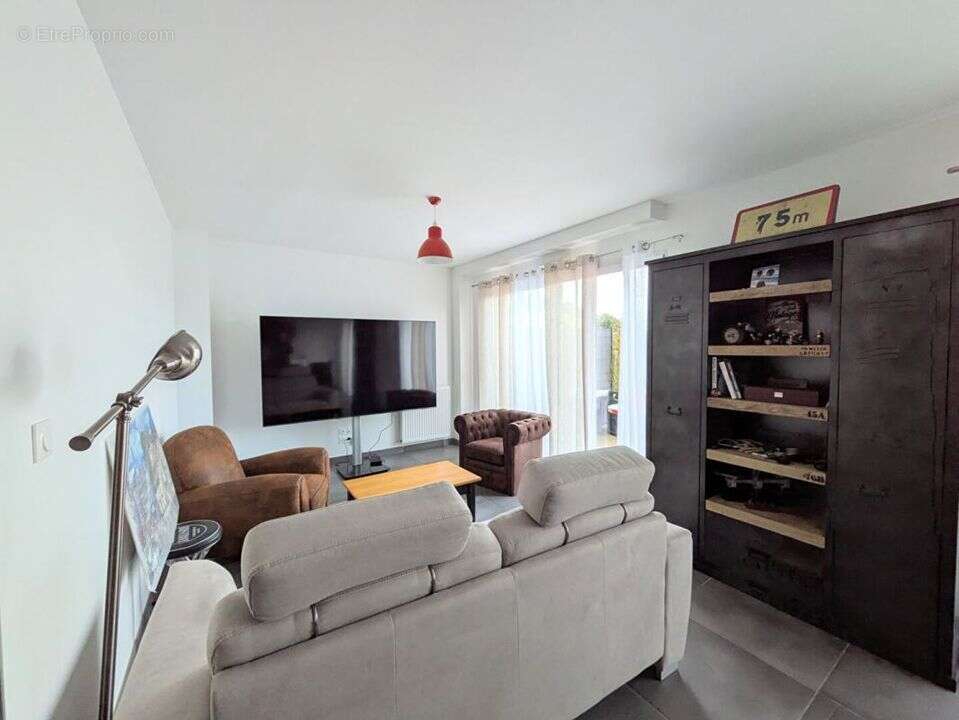 Maison à COLOMBY-SUR-THAON