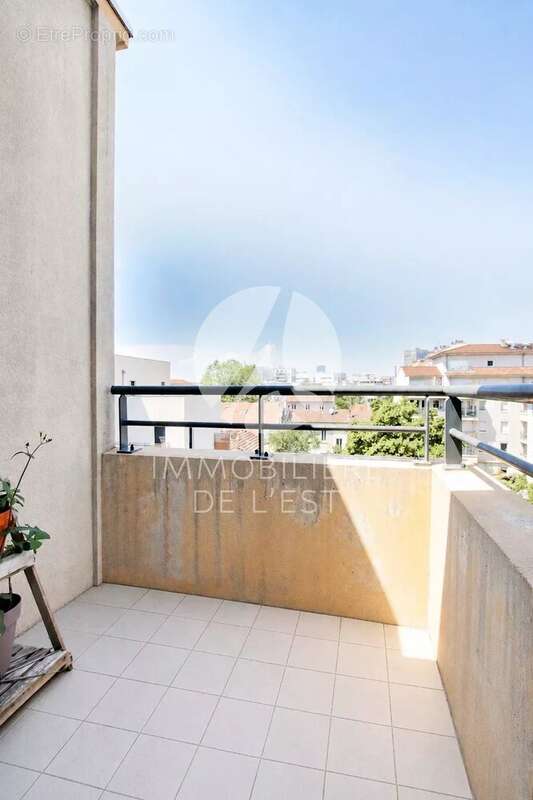 Appartement à LYON-8E