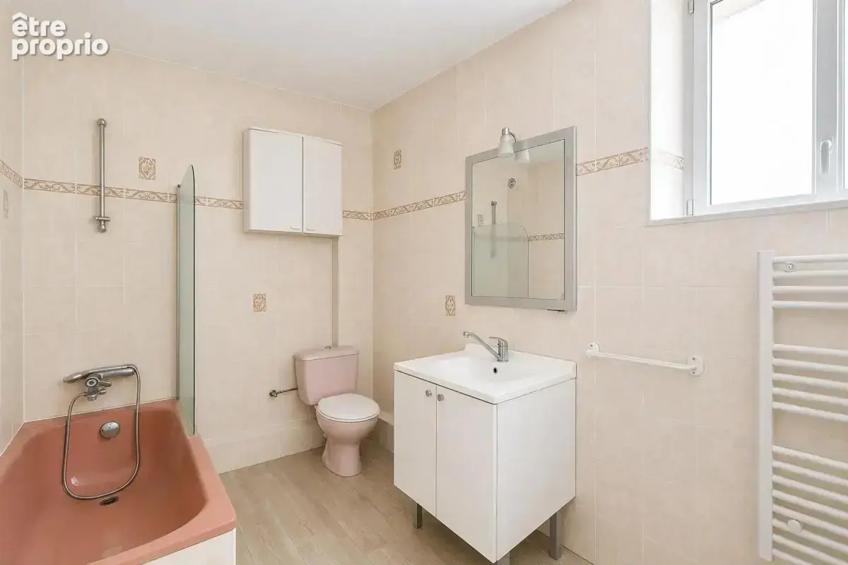 Maison de caractère avec jardin - 104 m2 - Villeneuve-le-Comte - photo 16