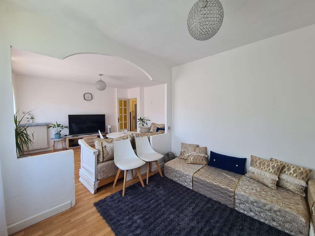 Appartement 76 m² à Besancon  - photo 6