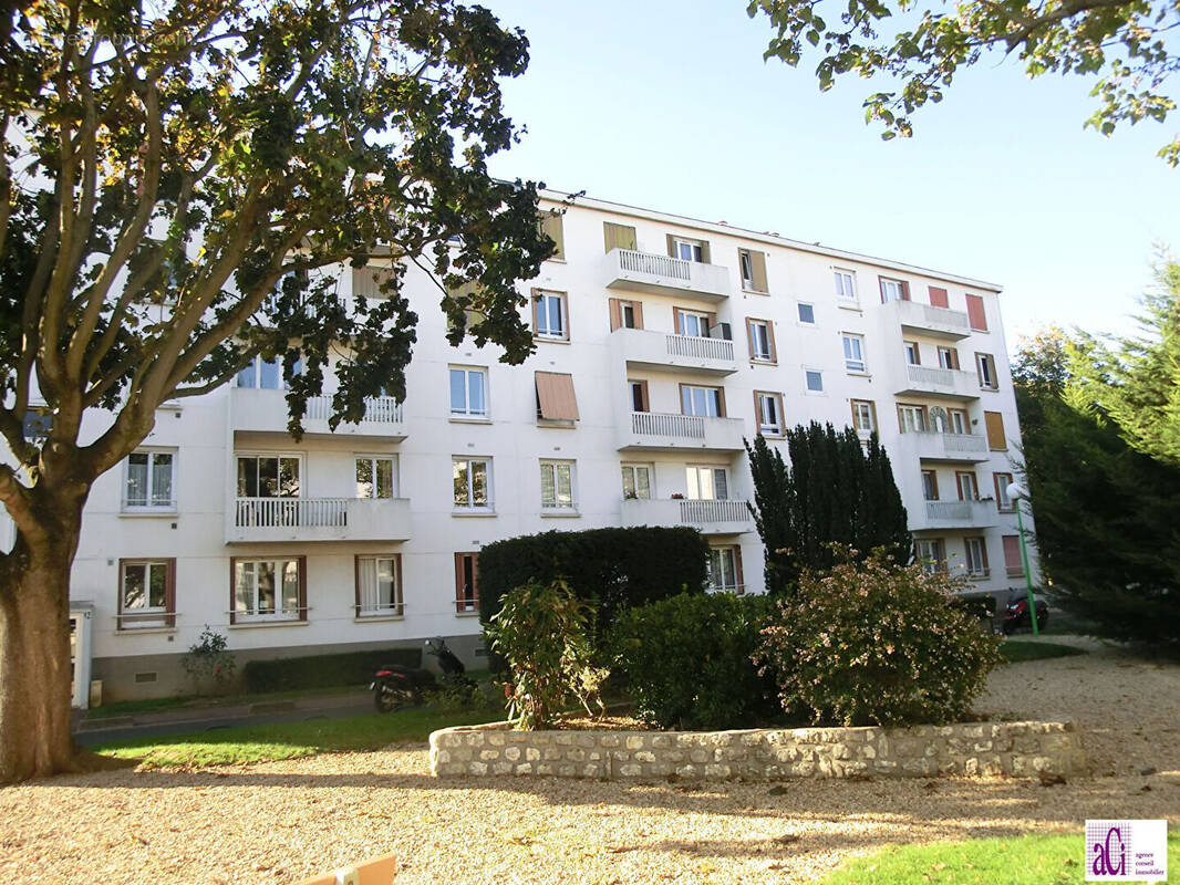 Appartement à CHEVILLY-LARUE