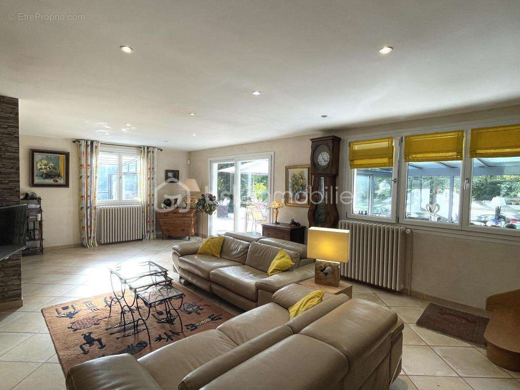 A Vendre / Propriété bucolique à Germigny L'évêque 263 m2 - photo 10