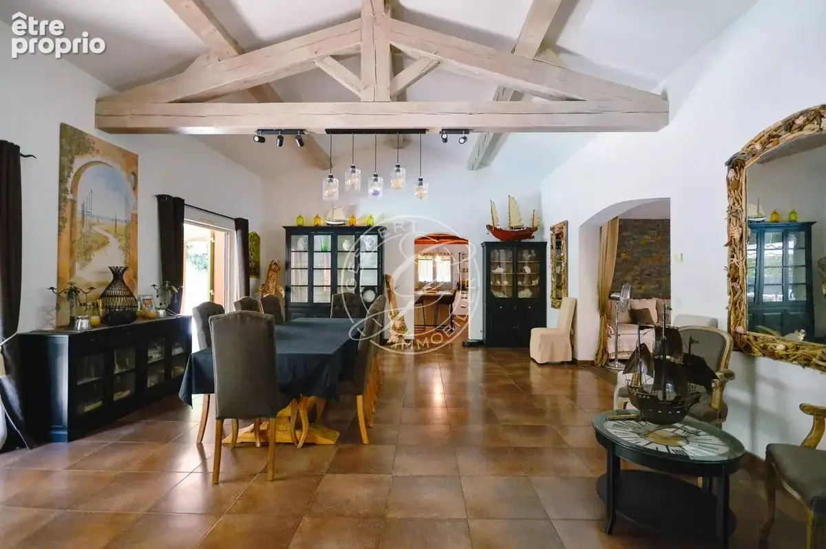SAINT ANTONIN DU VAR superbe villa de plain pied avec piscine - photo 4