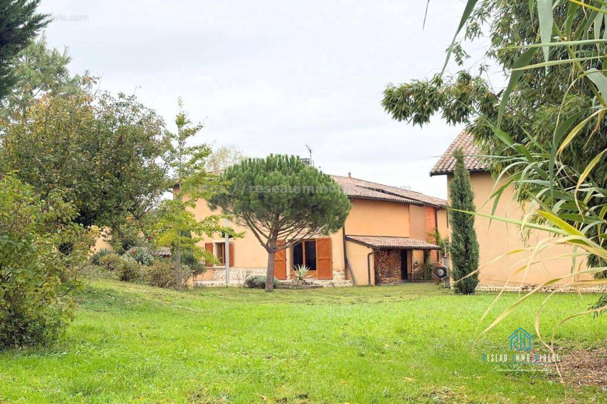 Maison à REVEL-TOURDAN