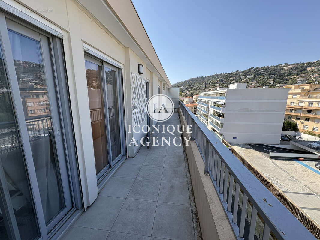 Appartement à VALLAURIS